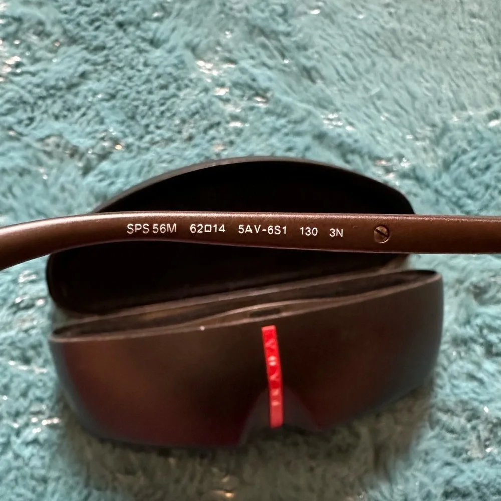 PRADA LINEA ROSSA - Picture 2 of 5